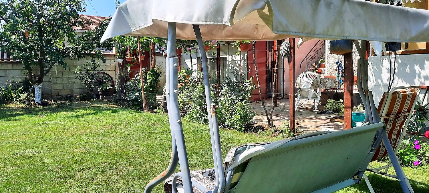 outside, garden