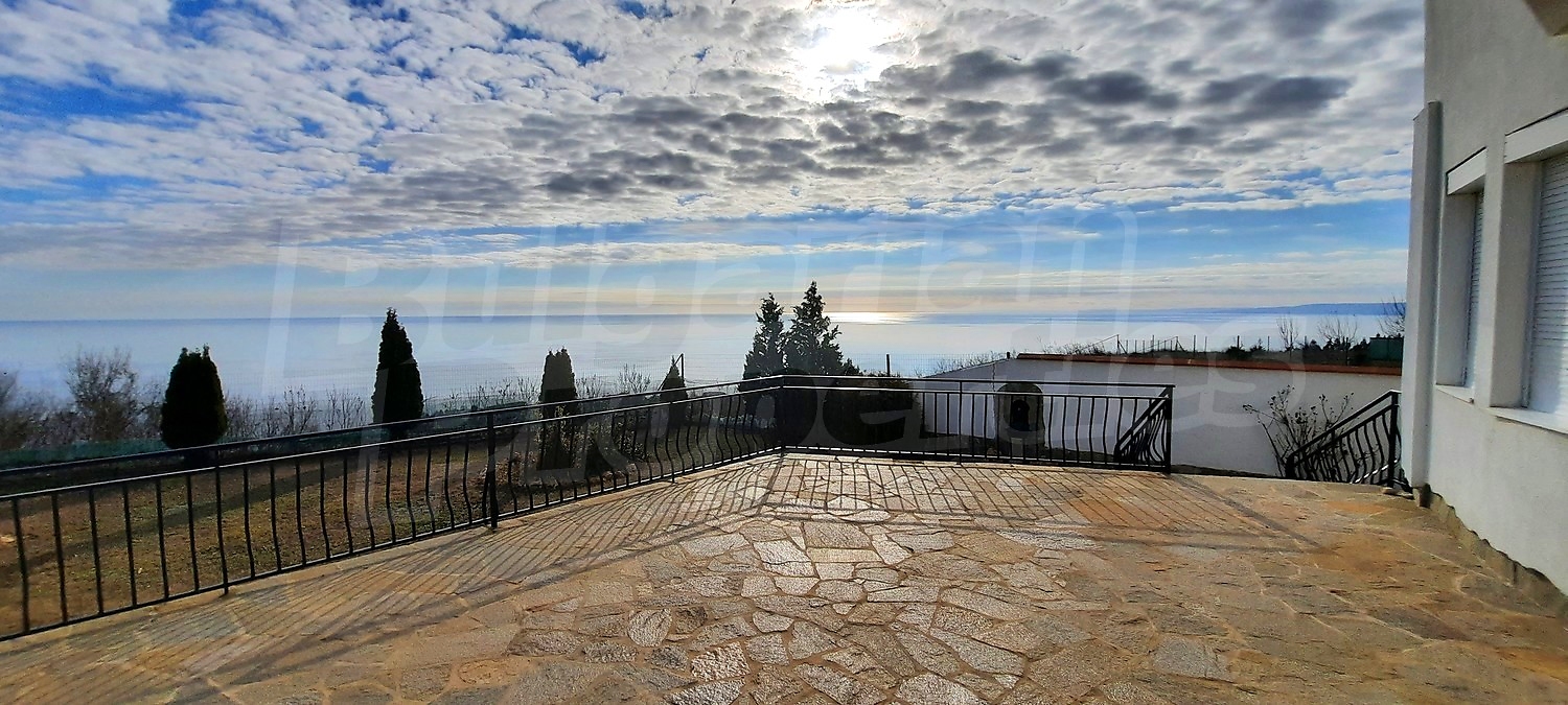 outside, view from balcony, sea