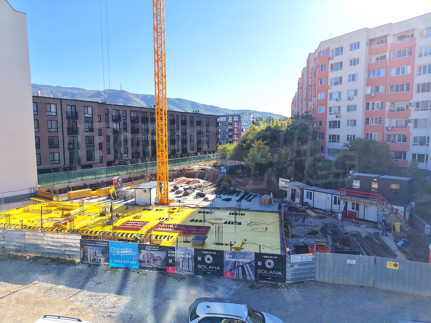 outside, facade, mountain, parking
