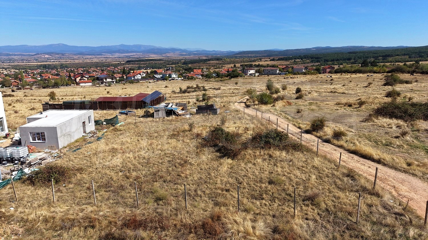 outside, mountain, green area