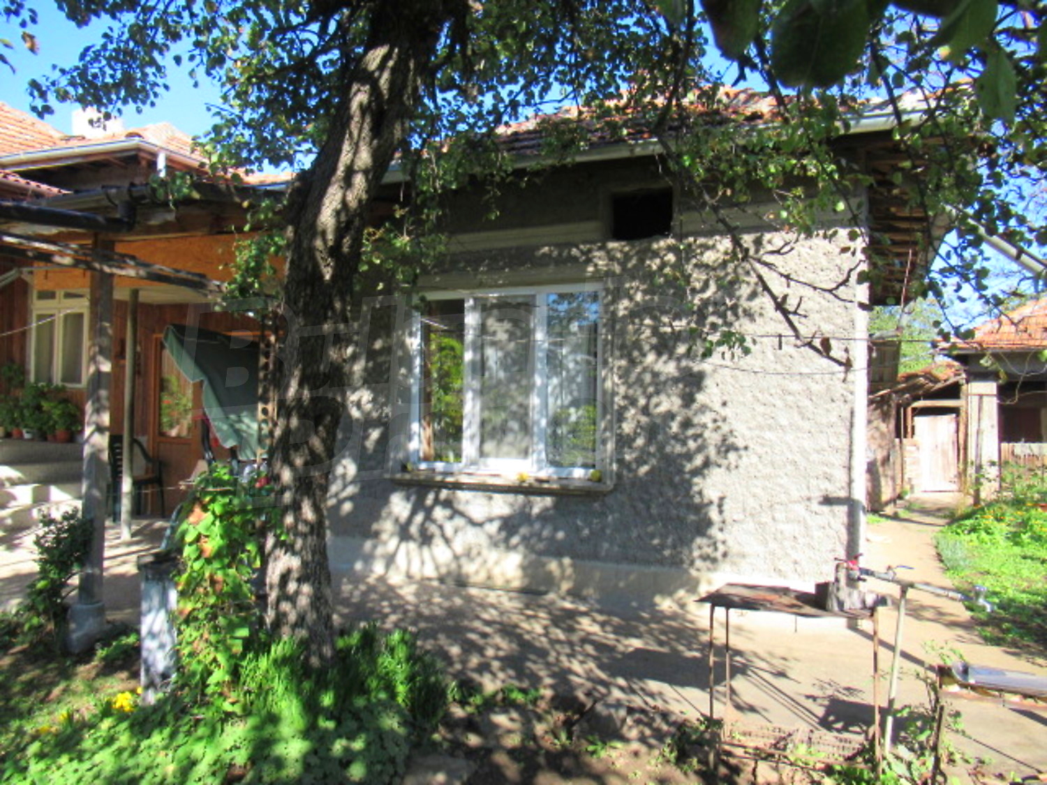 outside, facade, garden