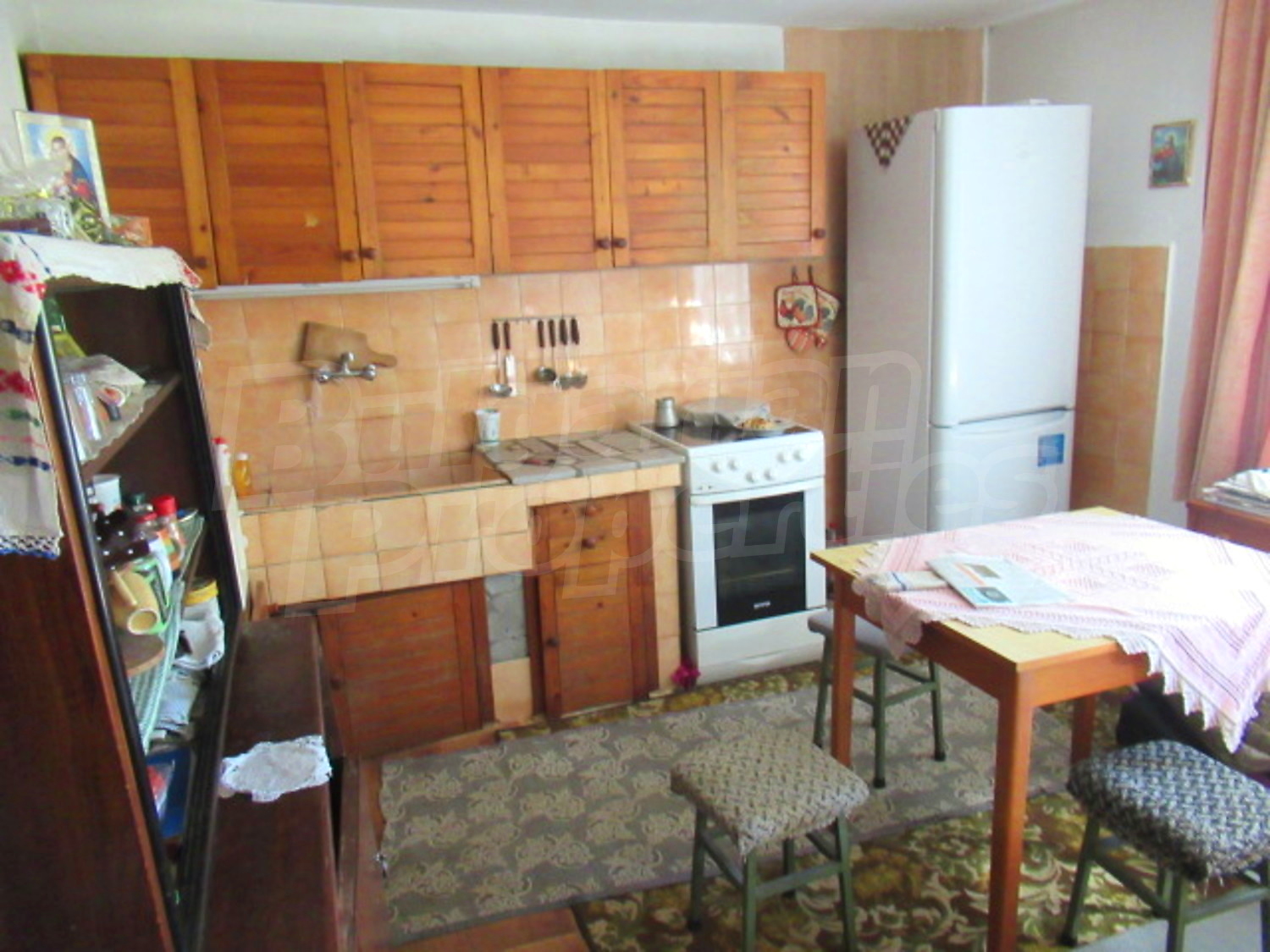 inside, kitchen, furnished