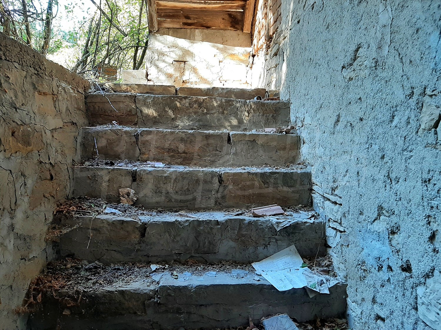 outside, stairs