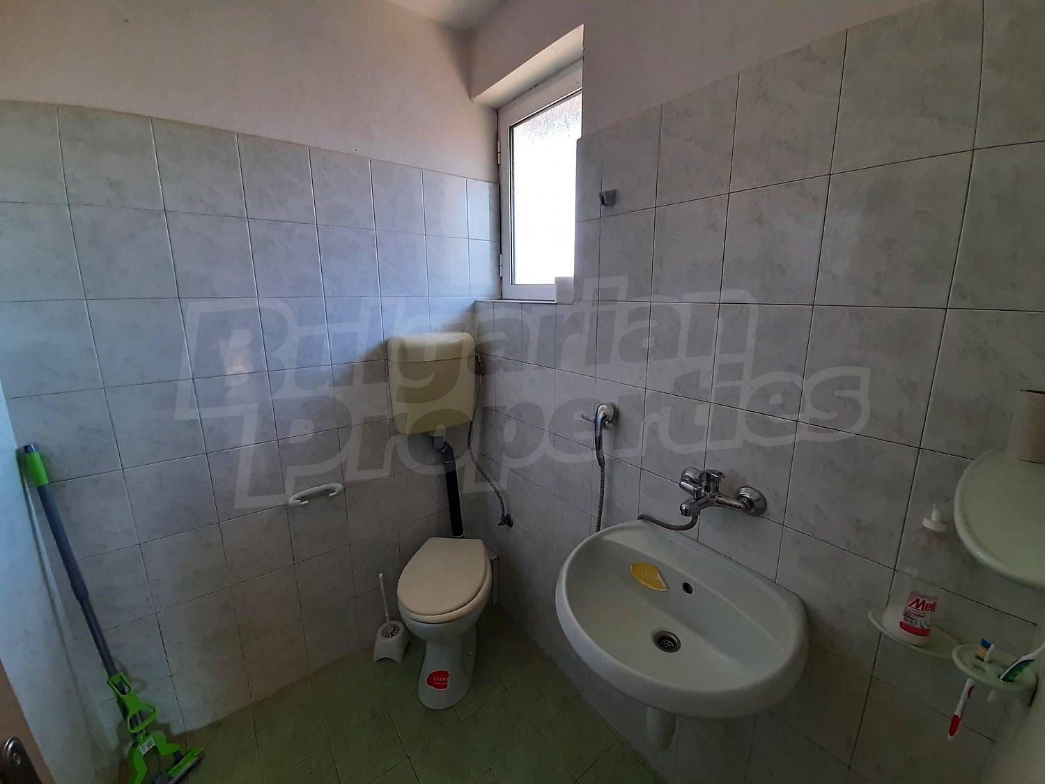 bathroom, toilet