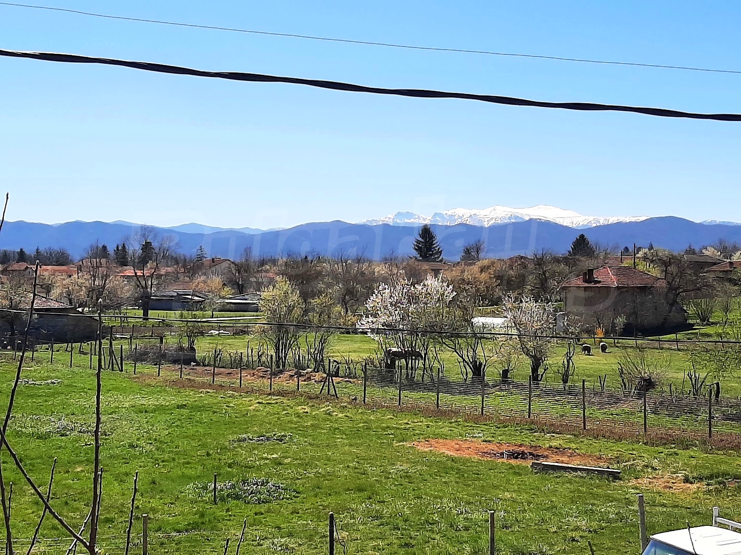 outside, mountain, green area