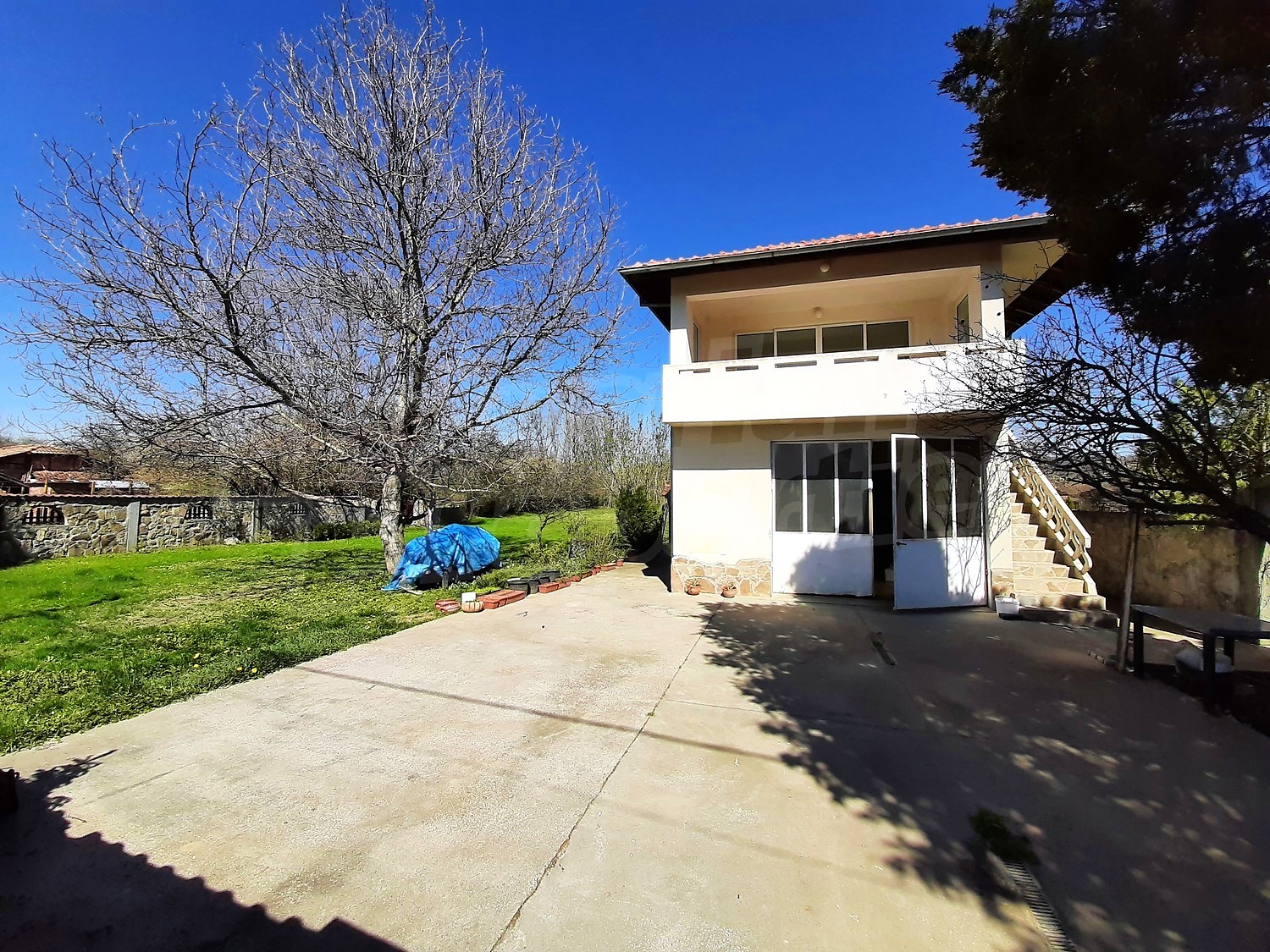 outside, facade, garden