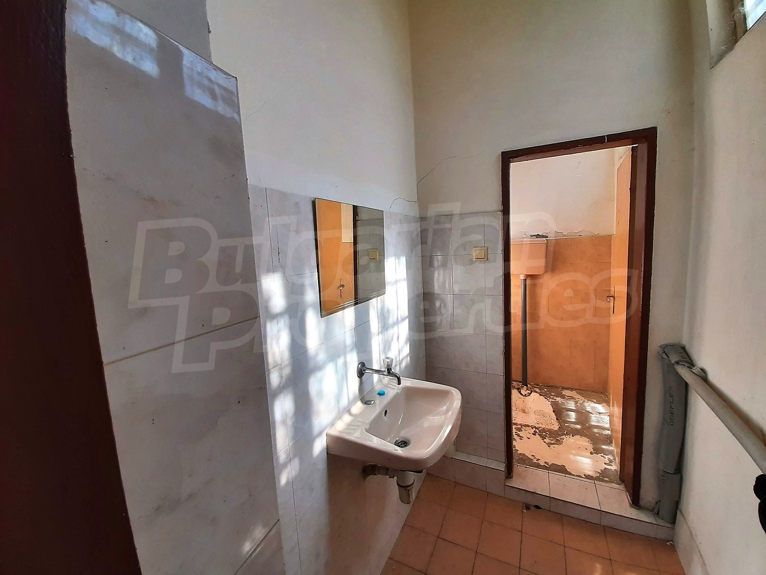 inside, bathroom