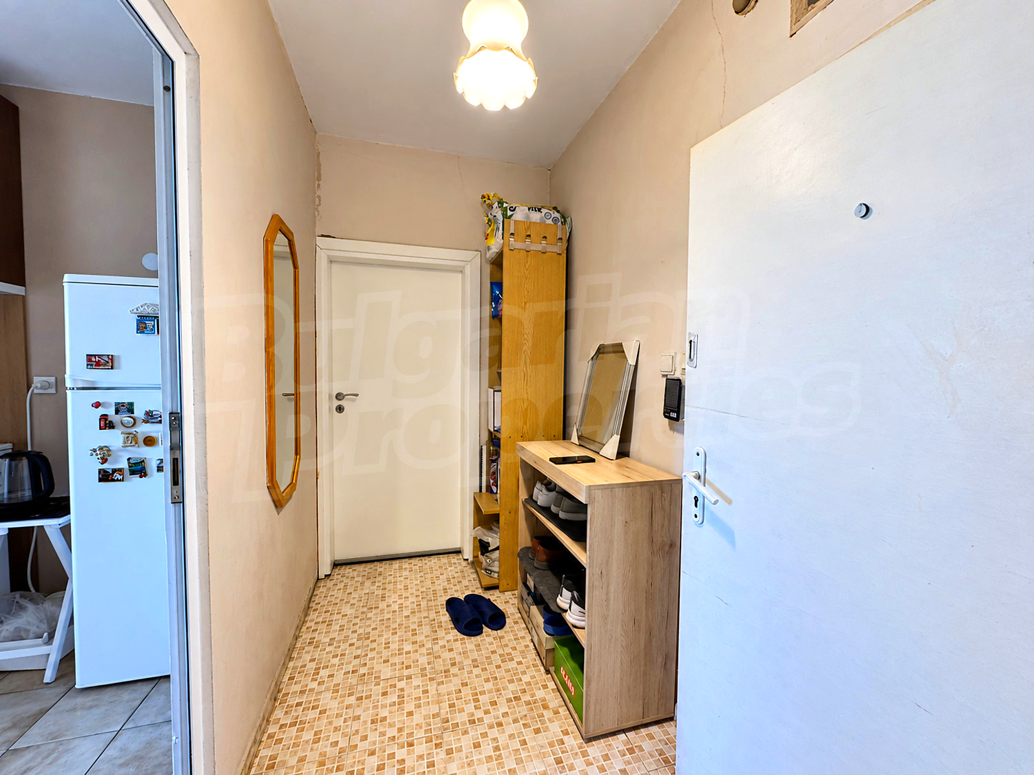 hallway, inside