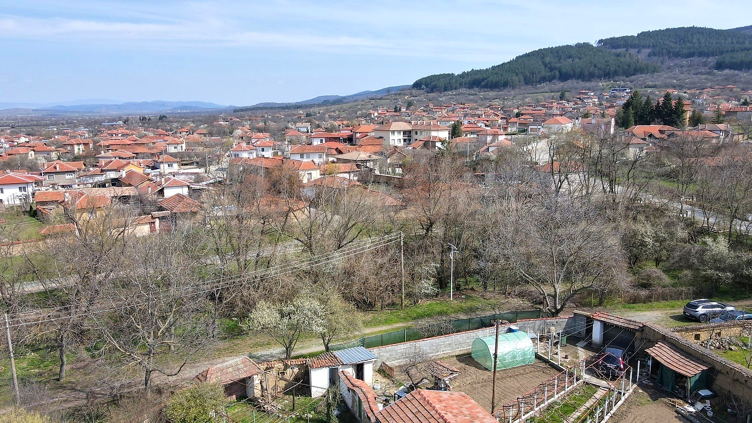 outside, mountain, green area