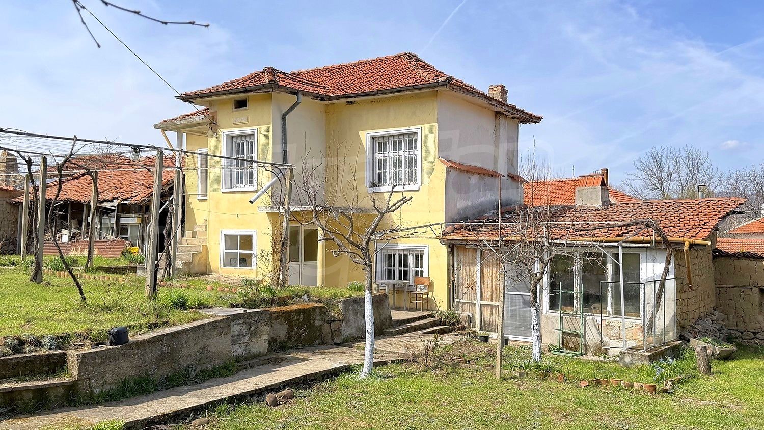 outside, facade, garden