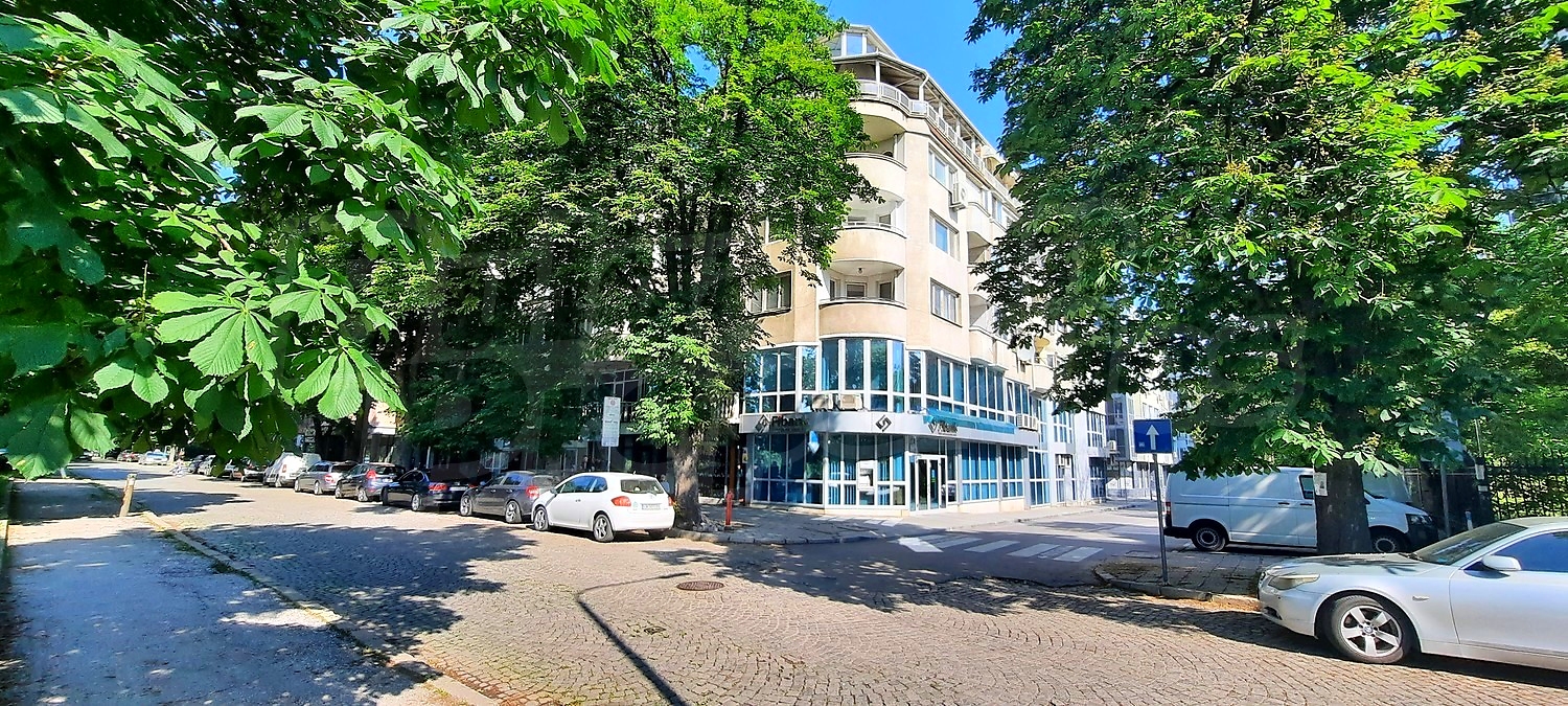 facade, parking, outside, green area