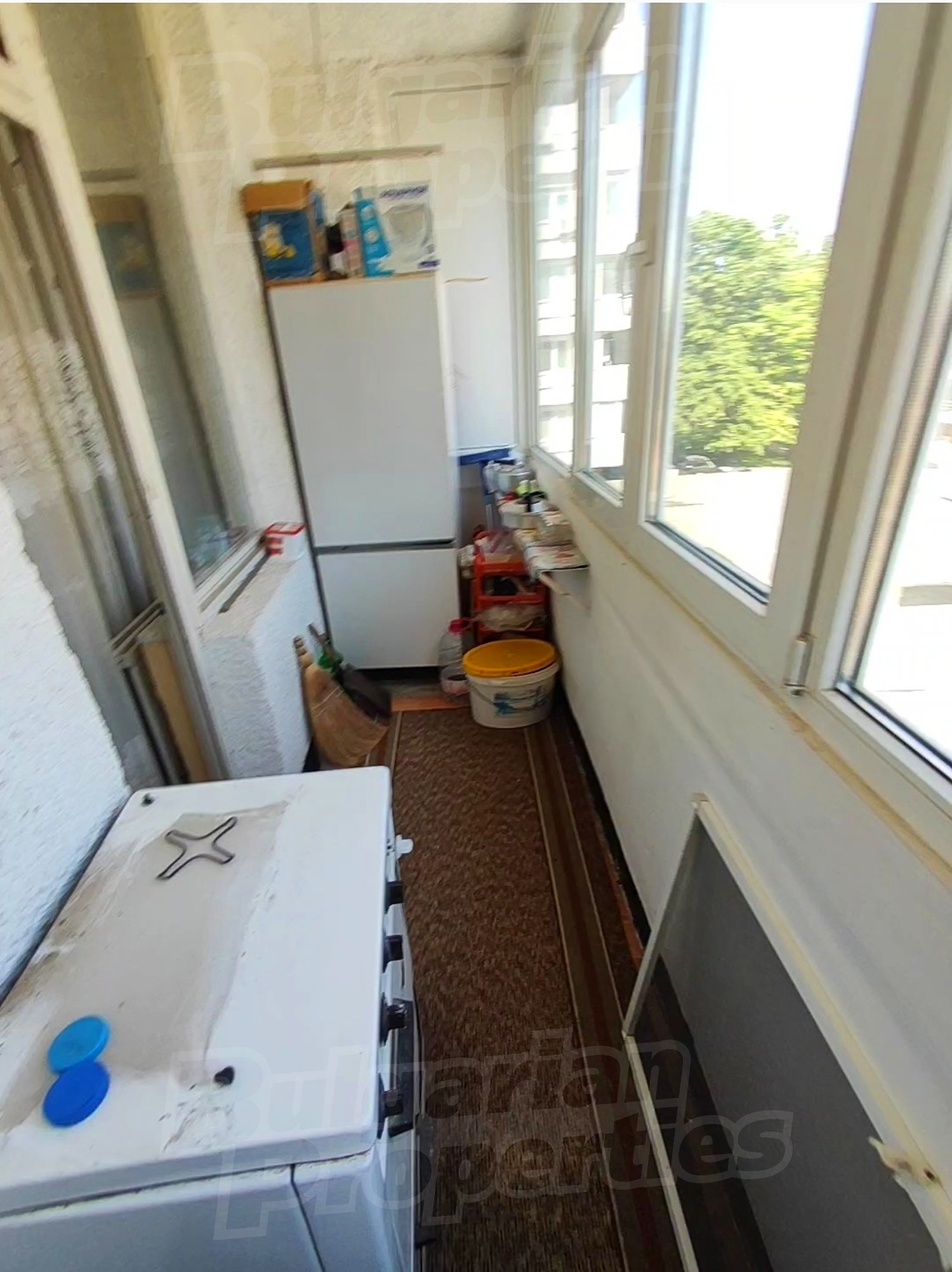 balcony, outside