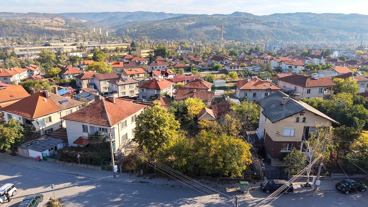 outside, mountain, green area
