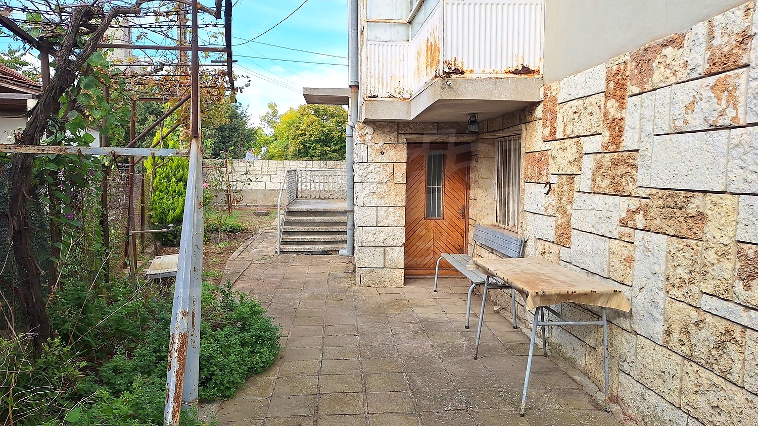 outside, facade, garden