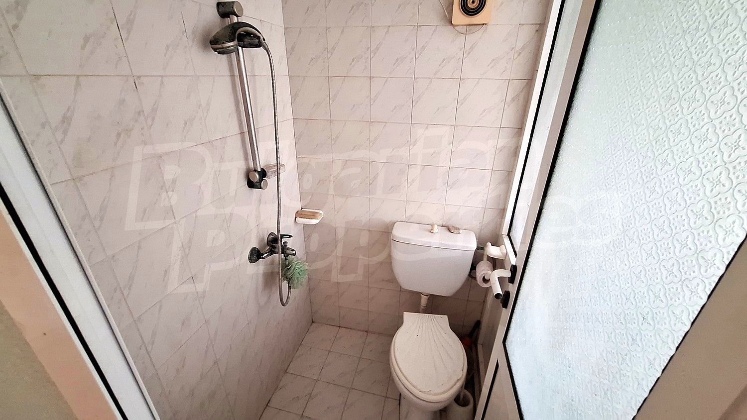 bathroom, toilet