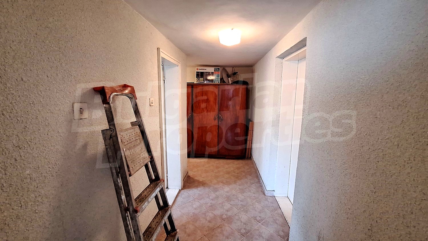 hallway, inside