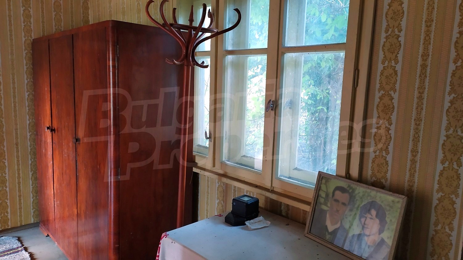 inside, bedroom