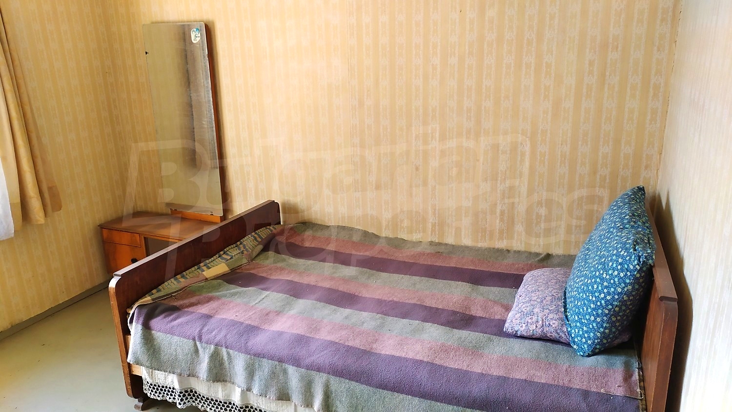 inside, bedroom, furnished