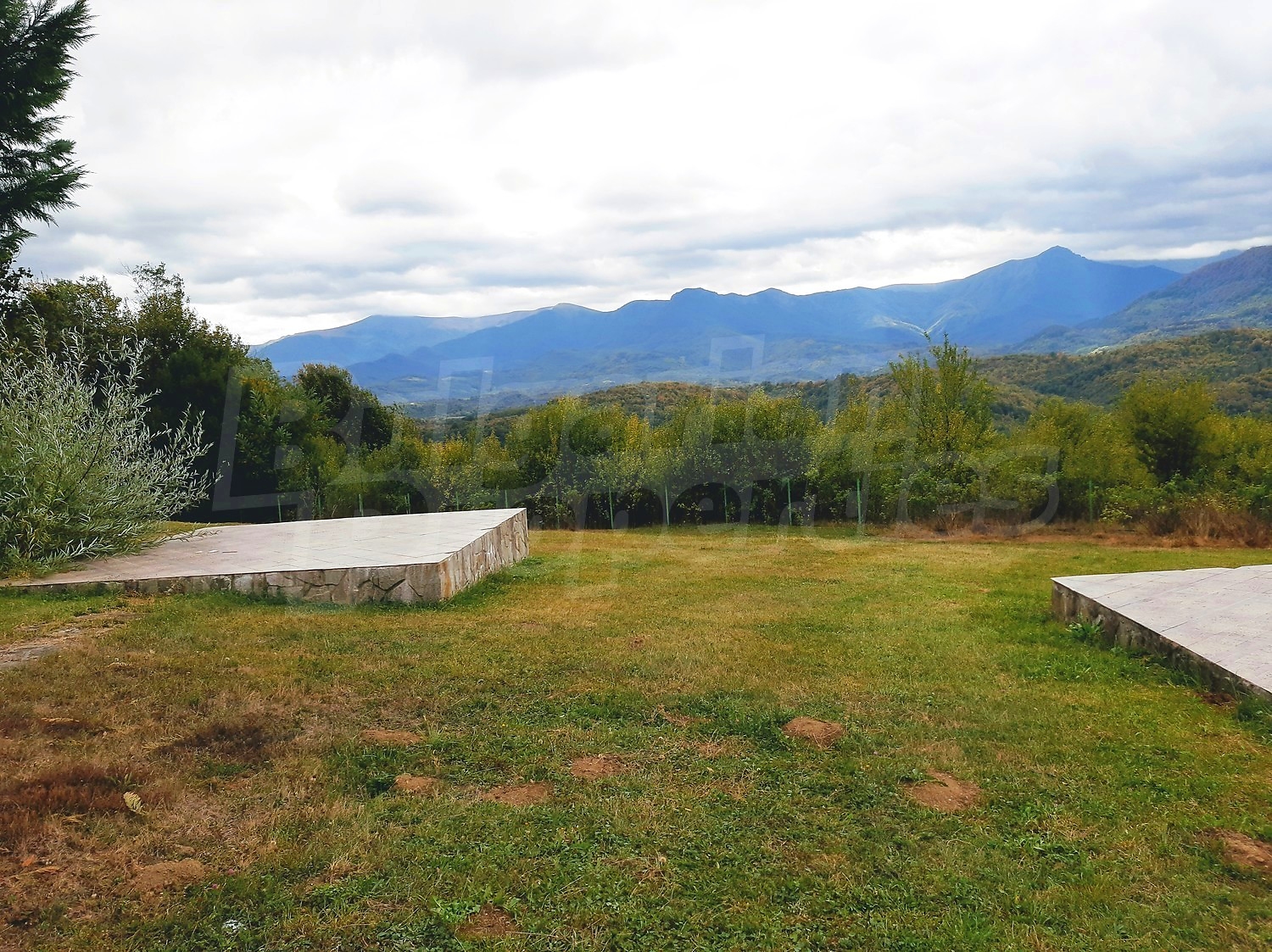 outside, mountain, green area
