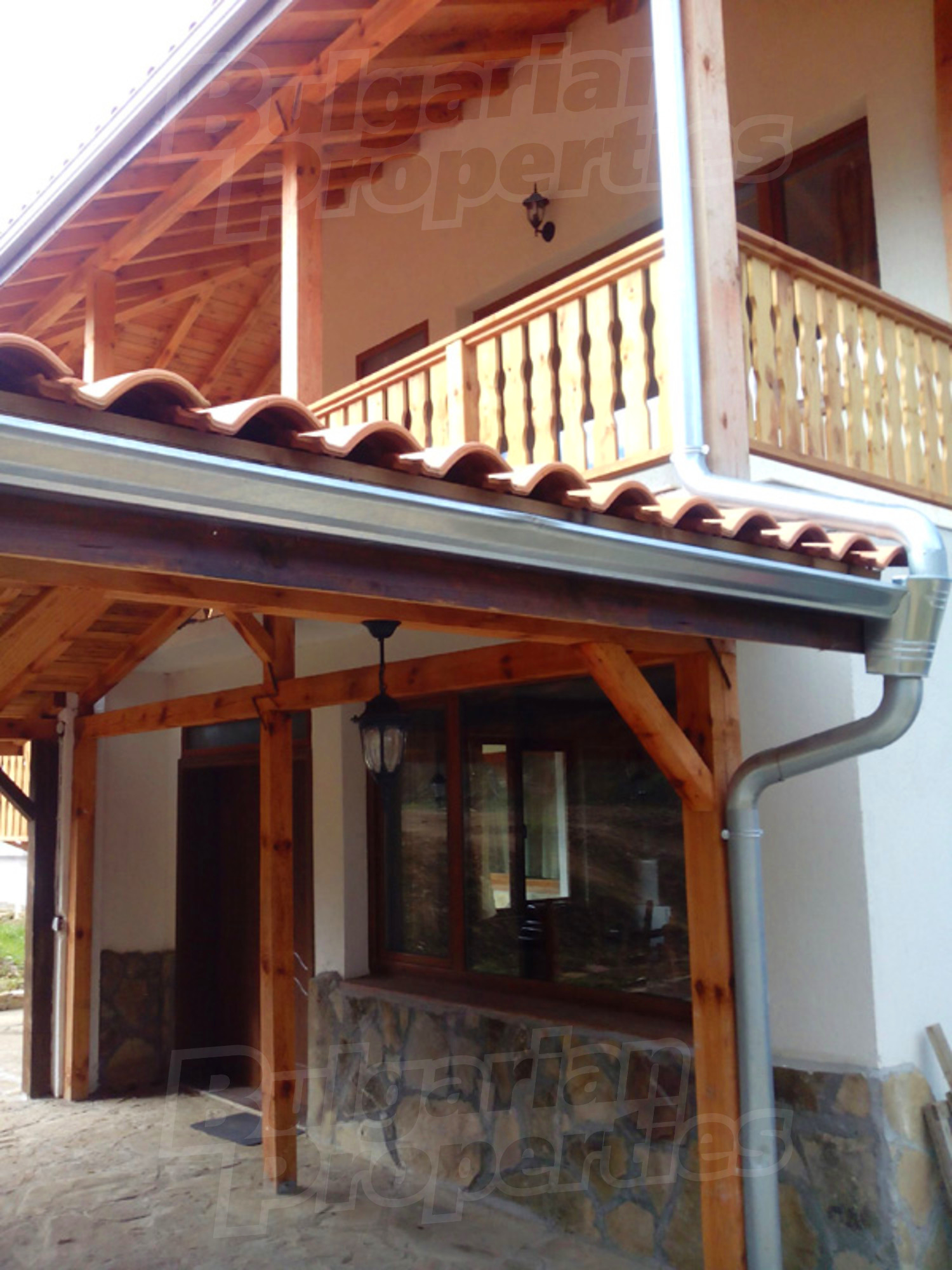 outside, facade, balcony
