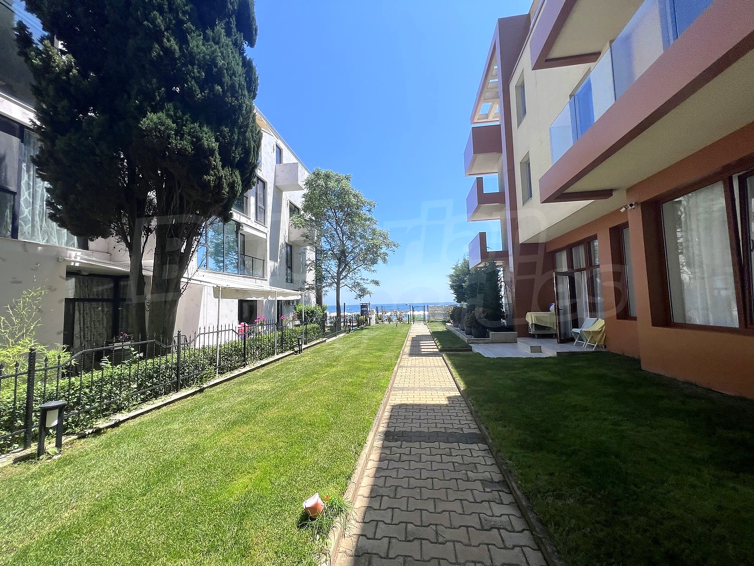 outside, garden, sea