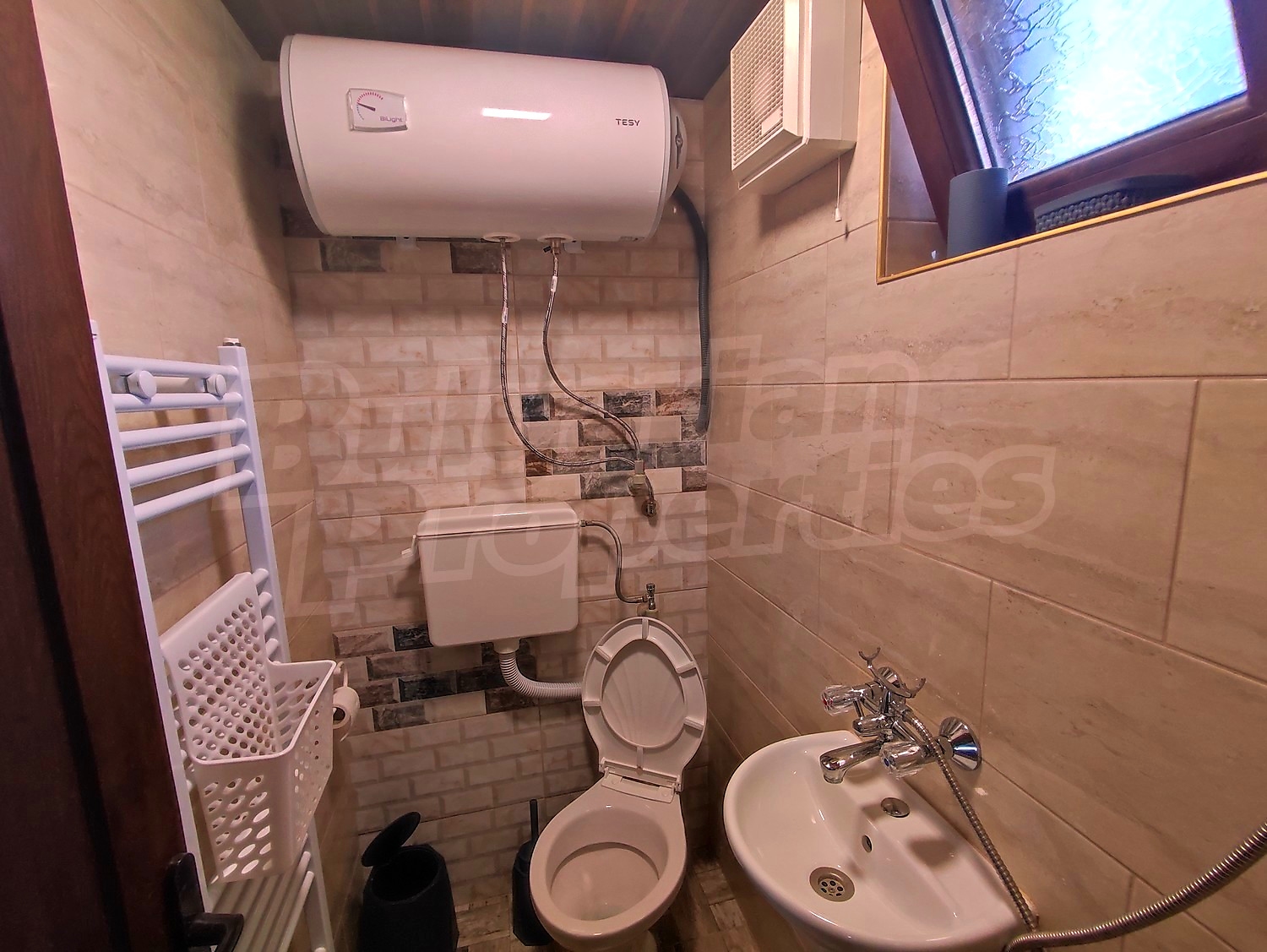 bathroom, toilet