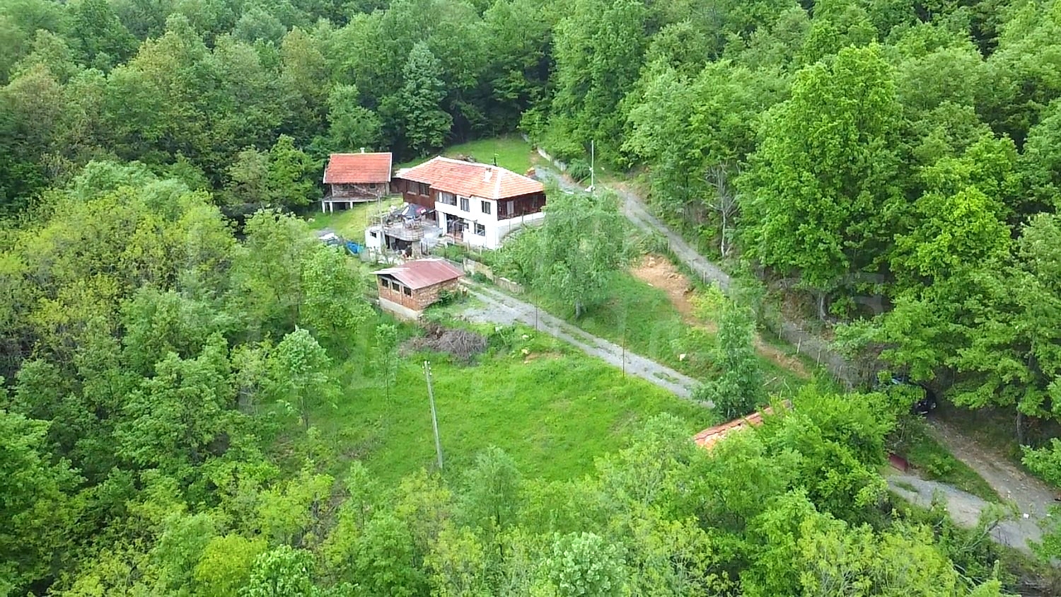 outside, green area