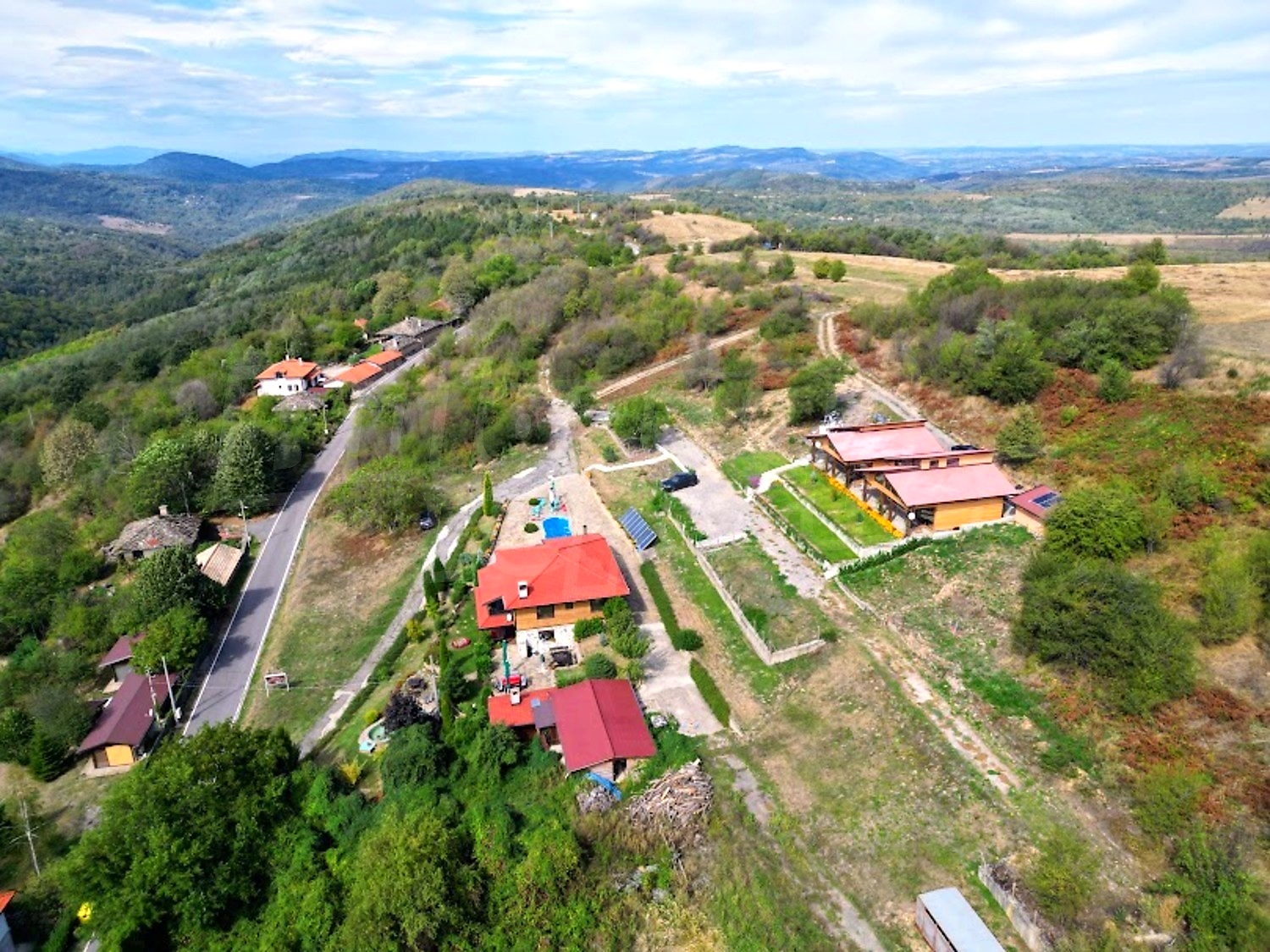 outside, mountain, green area