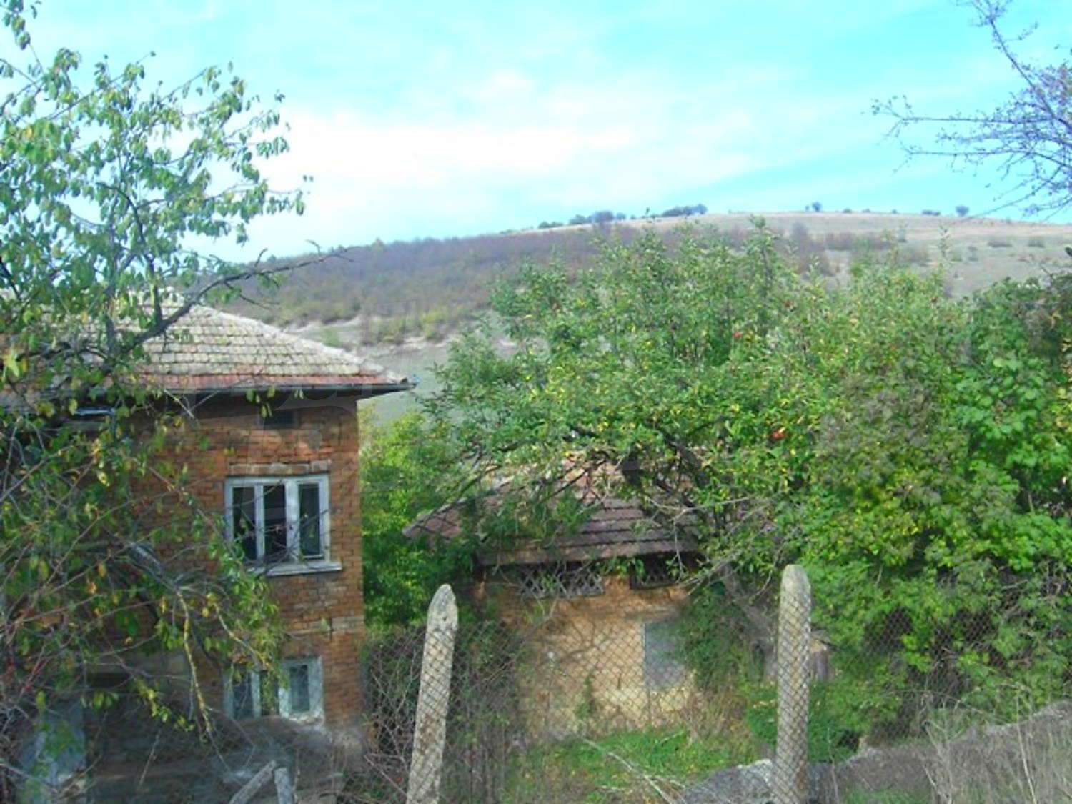 outside, garden, facade, mountain