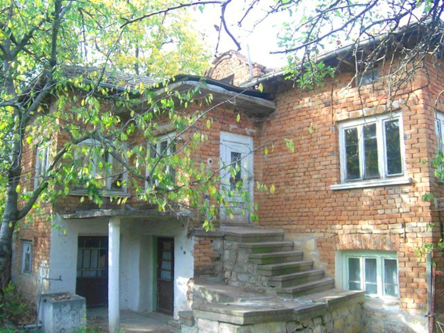 outside, facade, garden