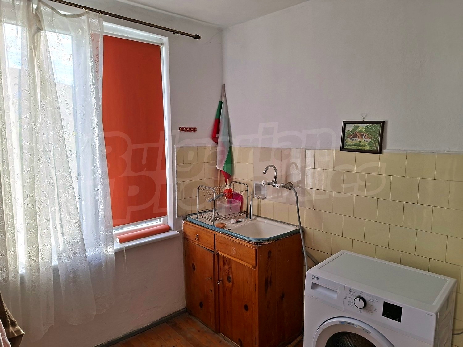 inside, kitchen, furnished