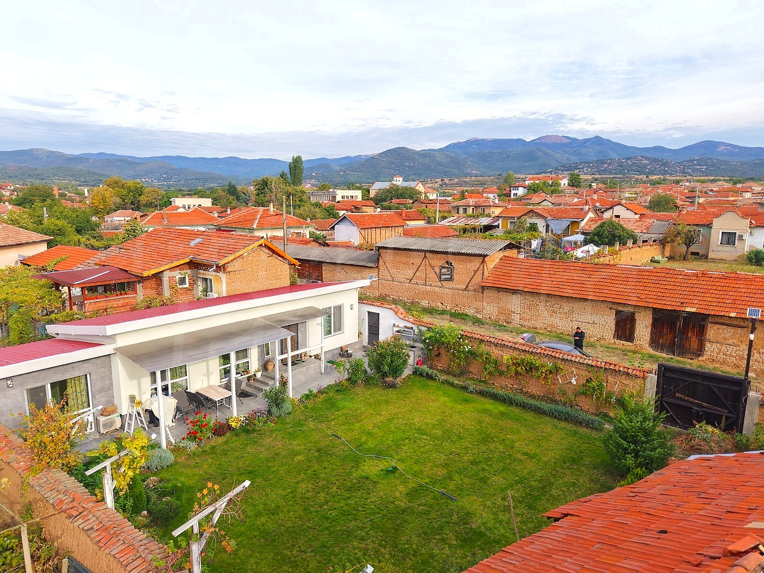 outside, garden, mountain, facade
