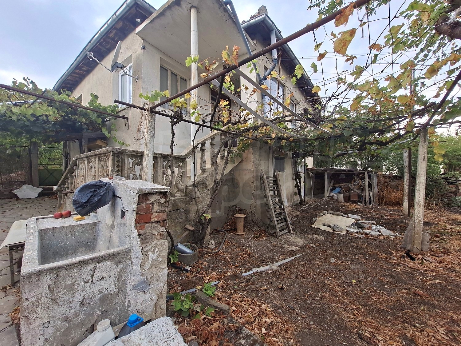 outside, facade, garden