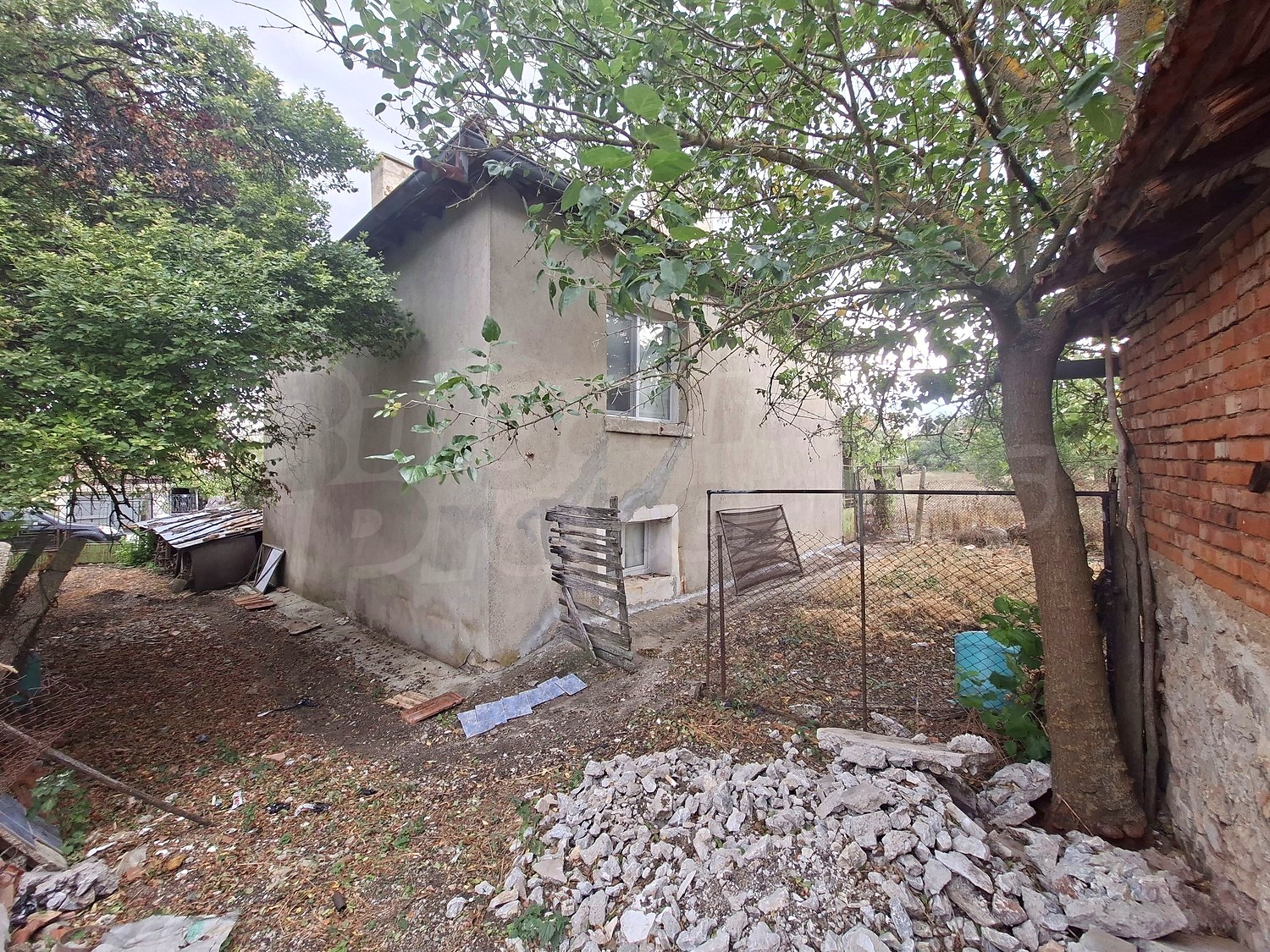 outside, facade, garden