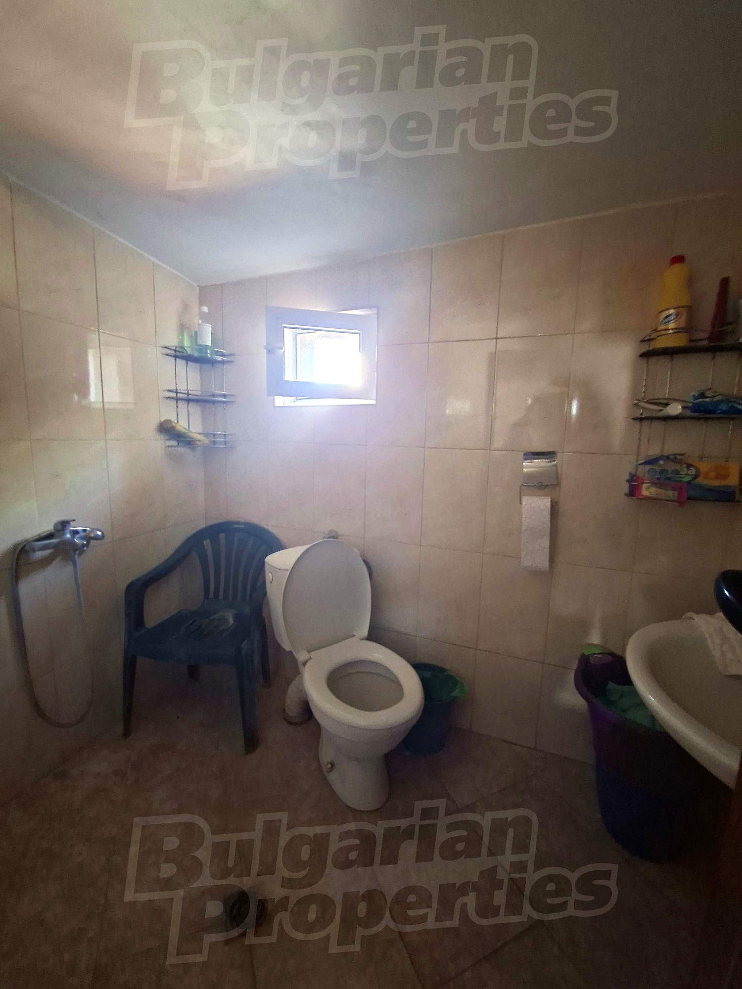 bathroom, toilet