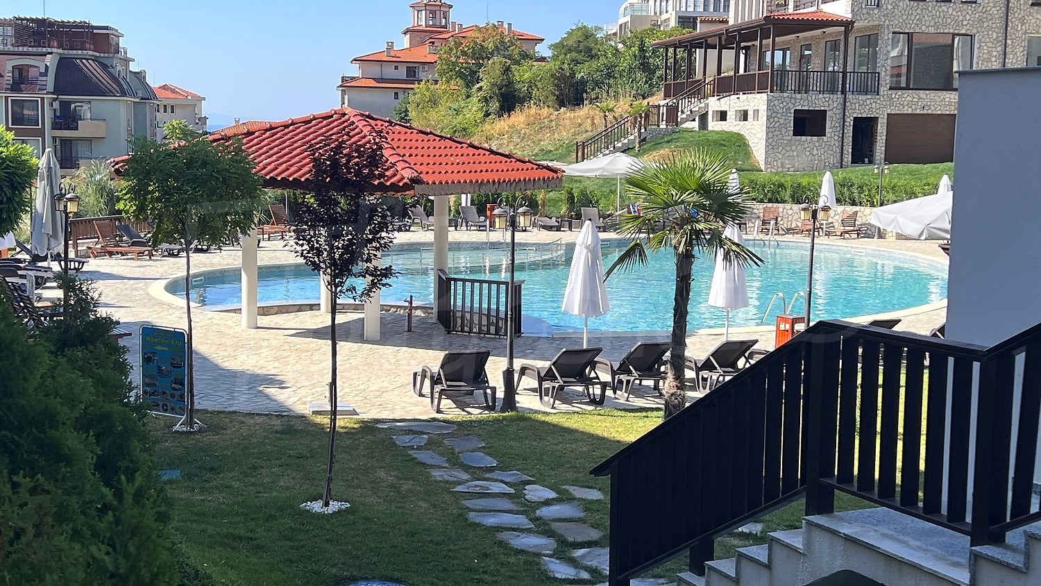 outside, pool, garden