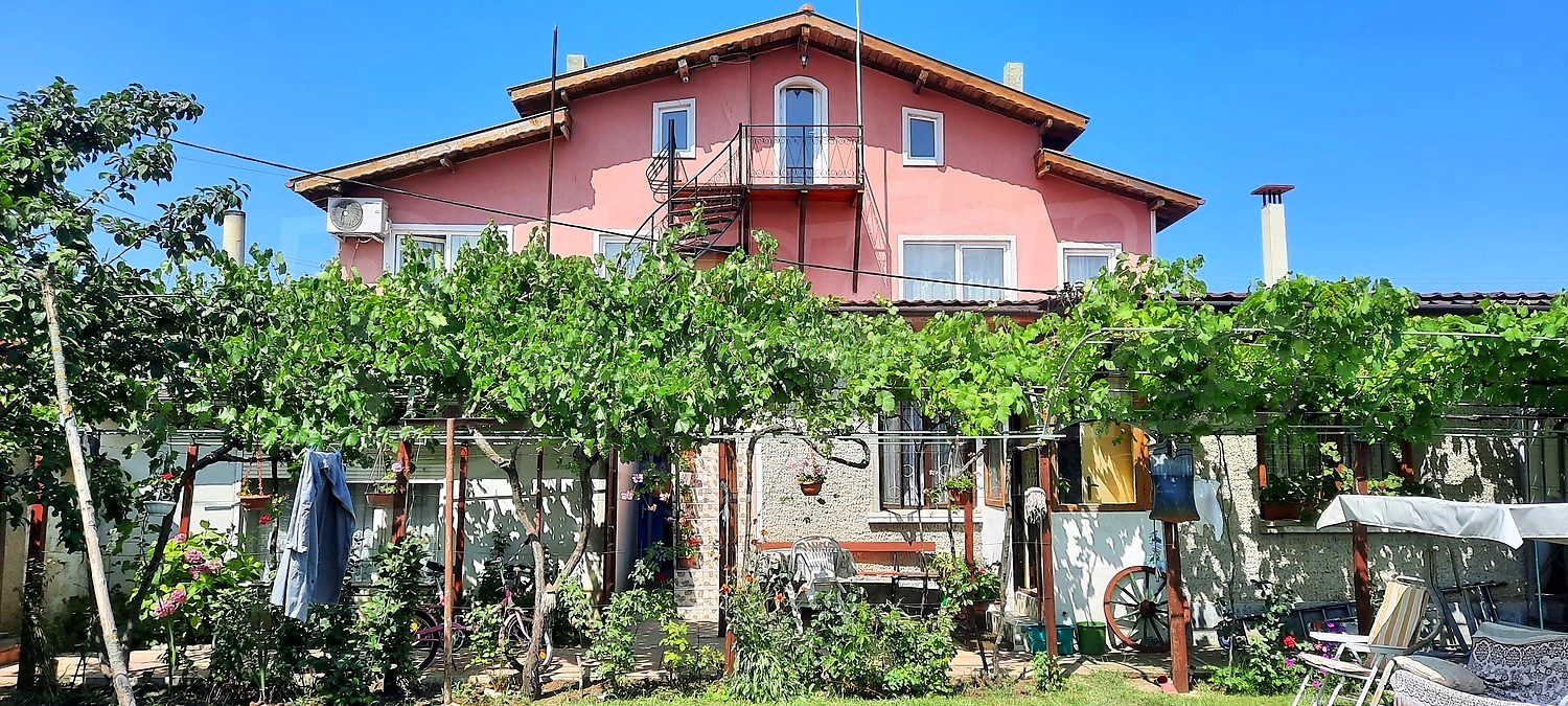 outside, facade, garden