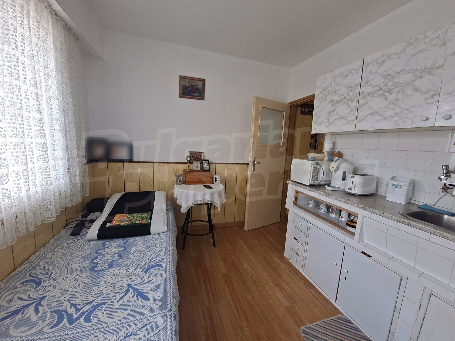 inside, kitchen, furnished