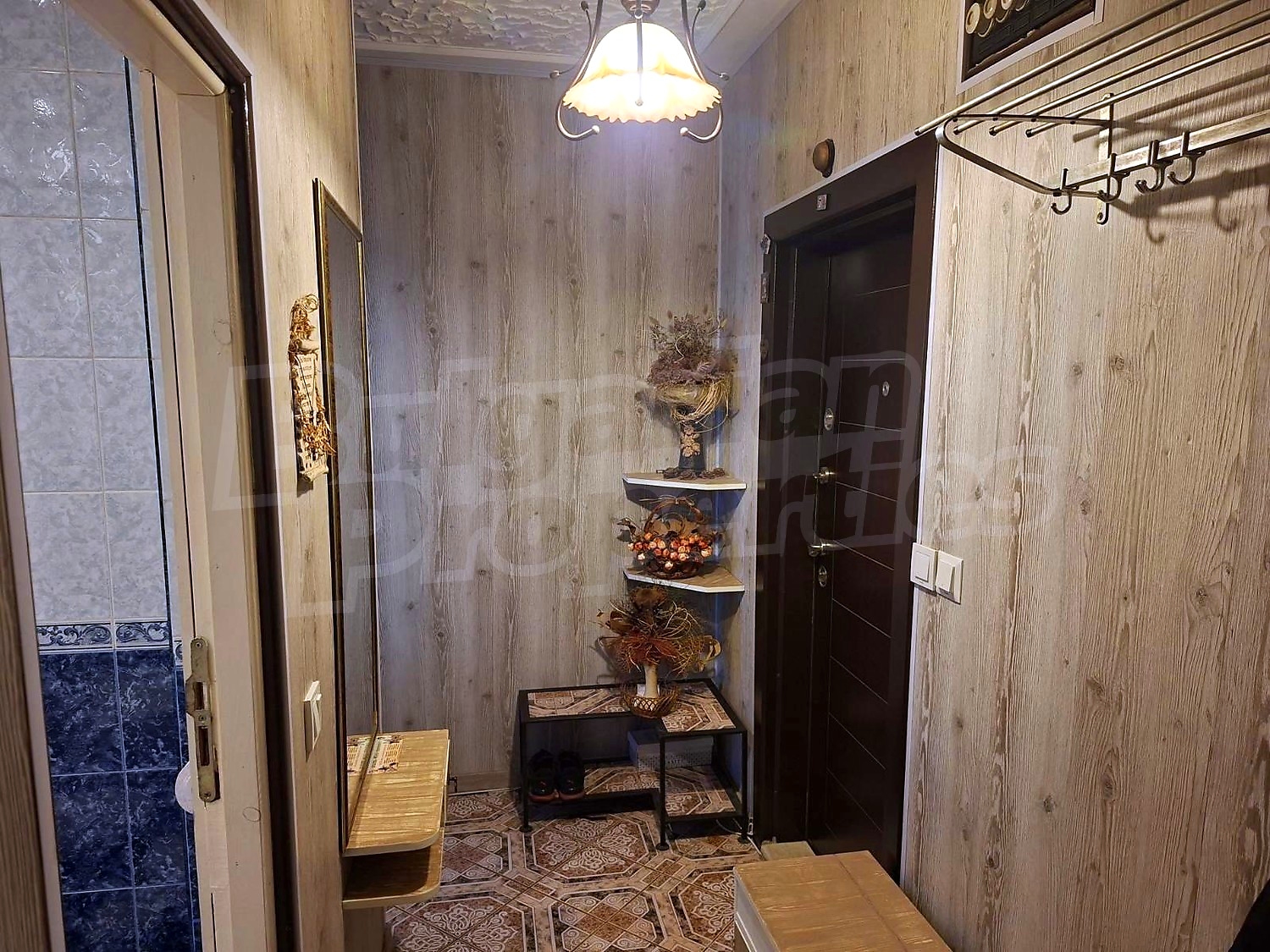 hallway, inside