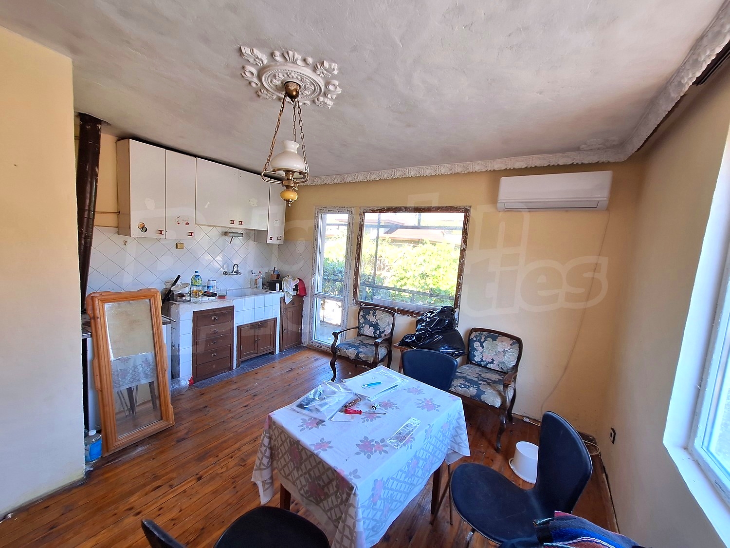 inside, kitchen, furnished