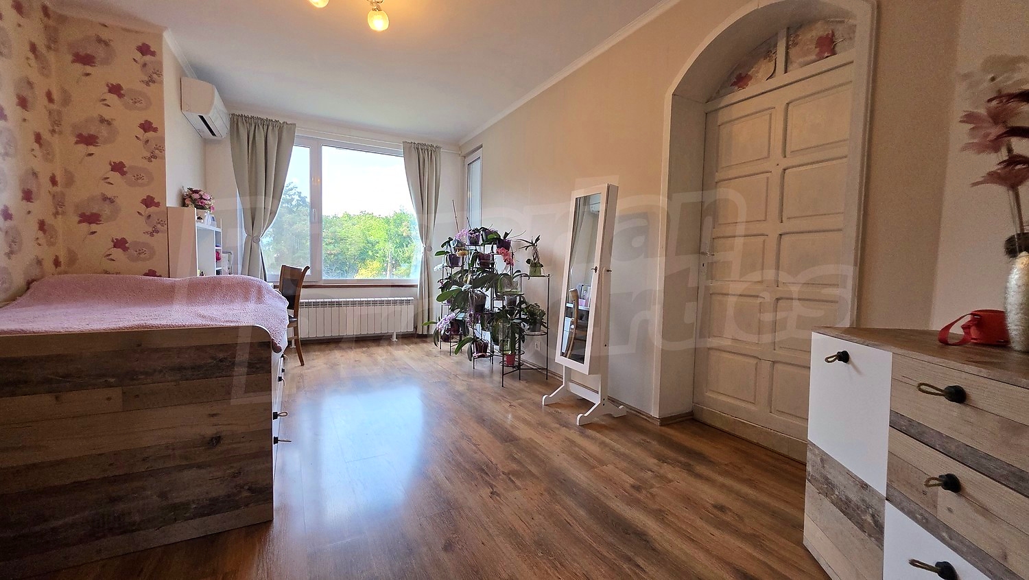 inside, bedroom, furnished