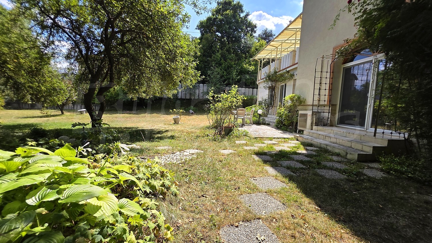 outside, garden