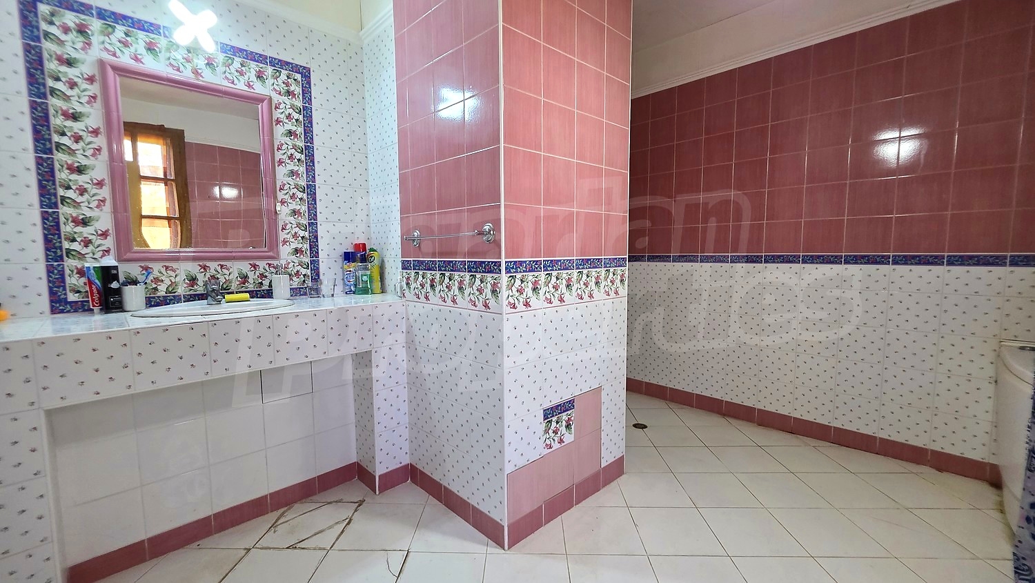 inside, bathroom