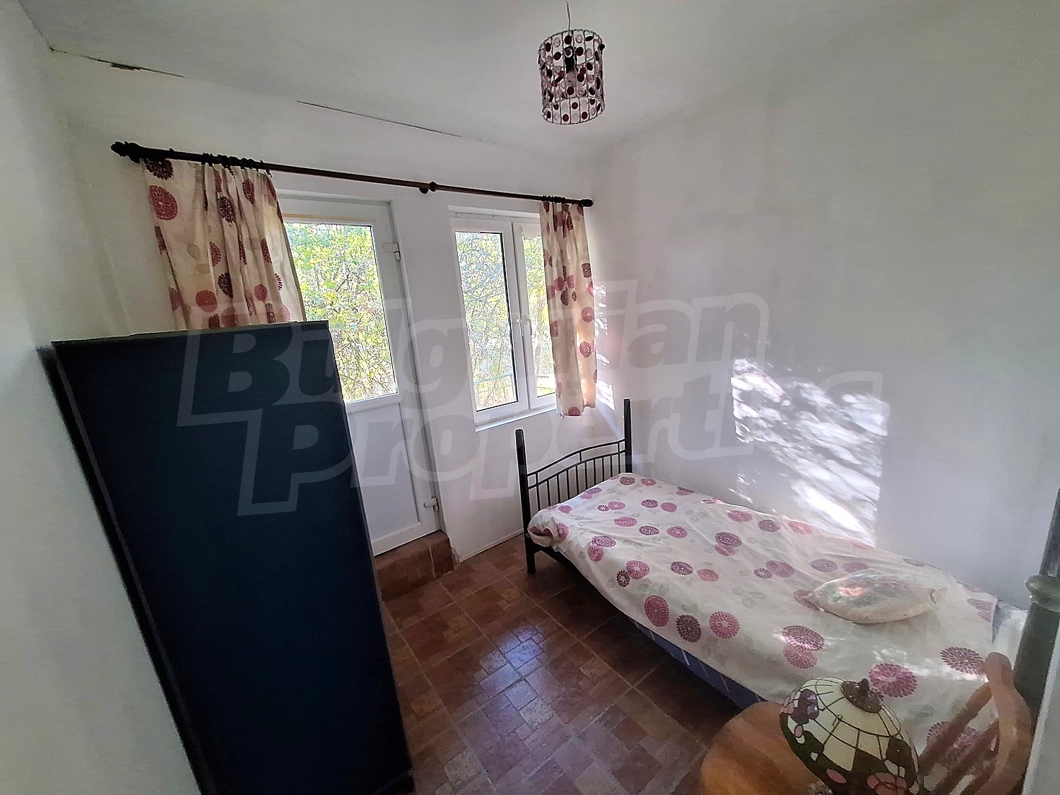 inside, bedroom