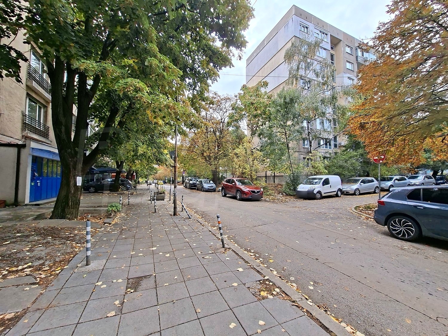 outside, facade, parking, garden