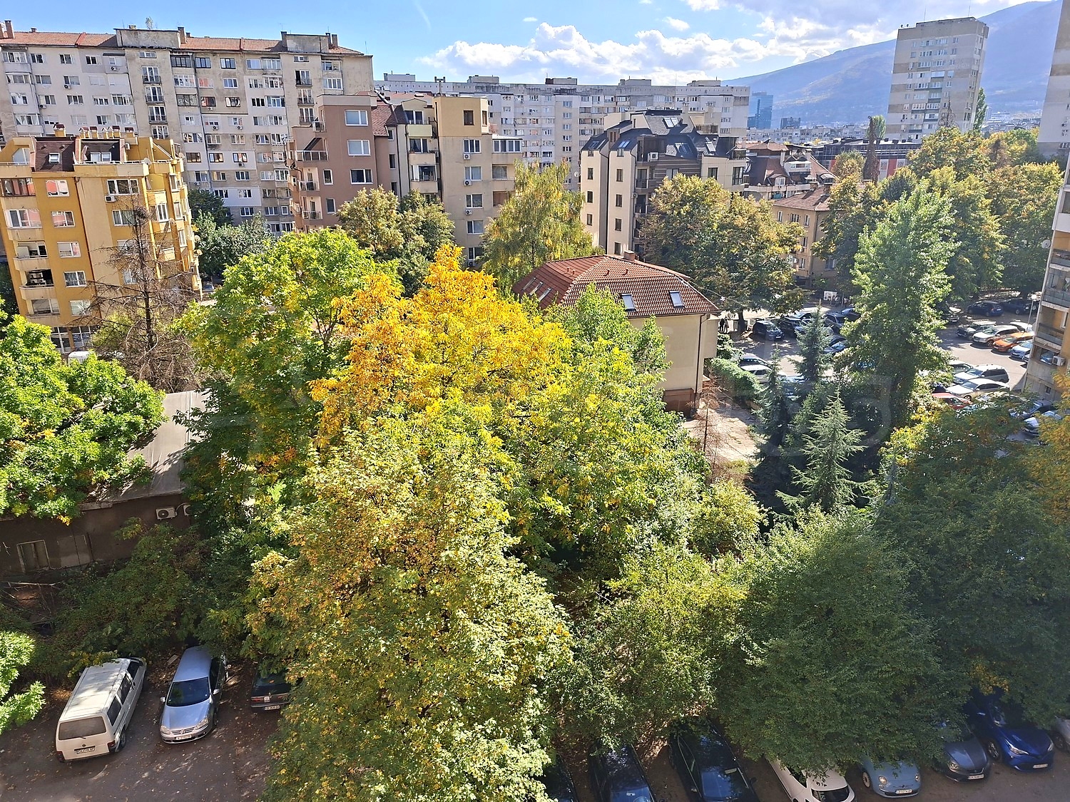 outside, garden, parking, mountain, green area