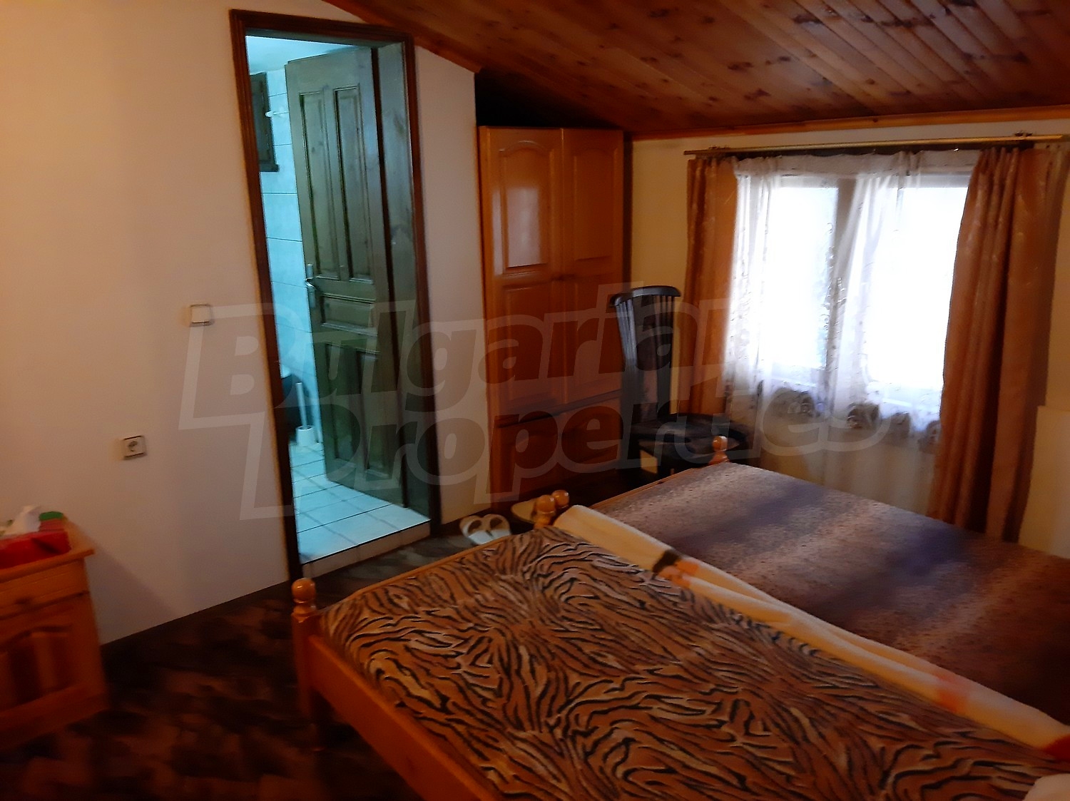 inside, bedroom