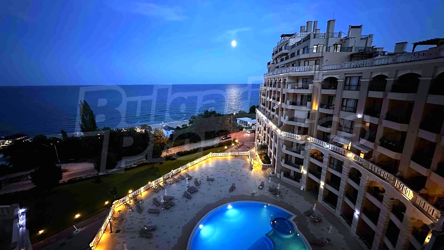 outside, pool, sea, facade