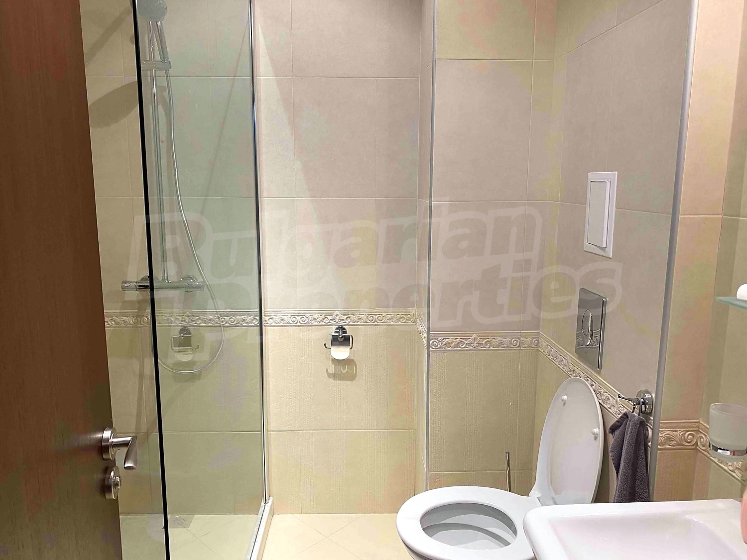 bathroom, toilet