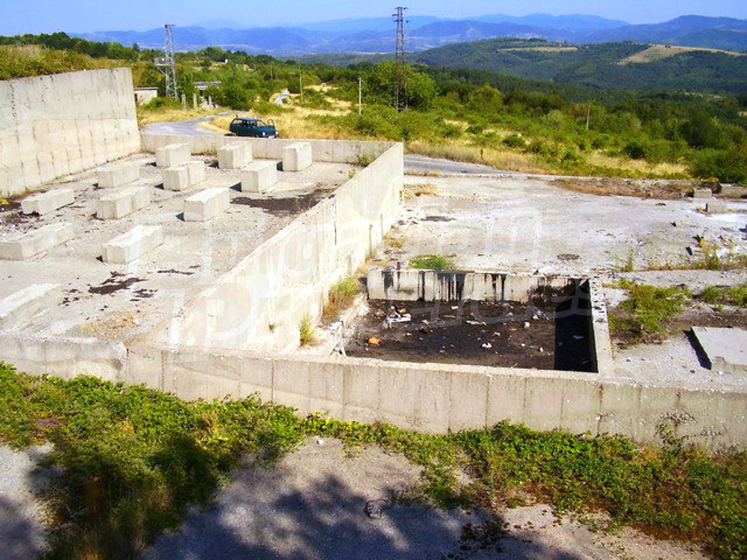 outside, mountain, green area